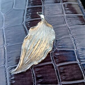 Elegant Silver Leaf Brooch